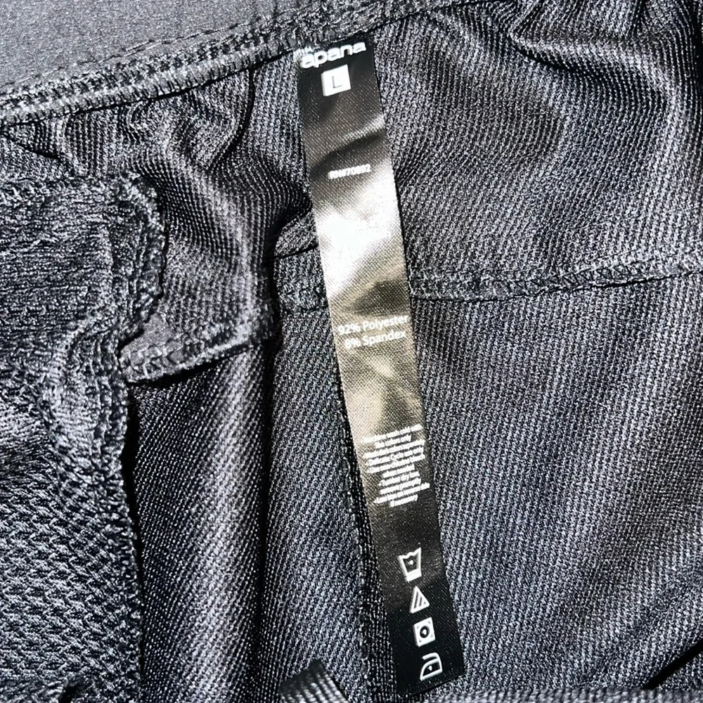 Apana joggers. Size L. NWT - Picture 2 of 5
